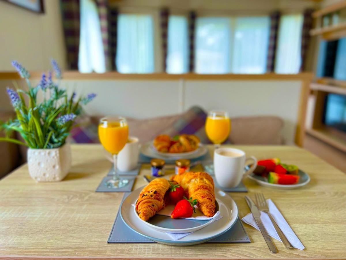 Forest Beach Bashley Park Суэй Экстерьер фото