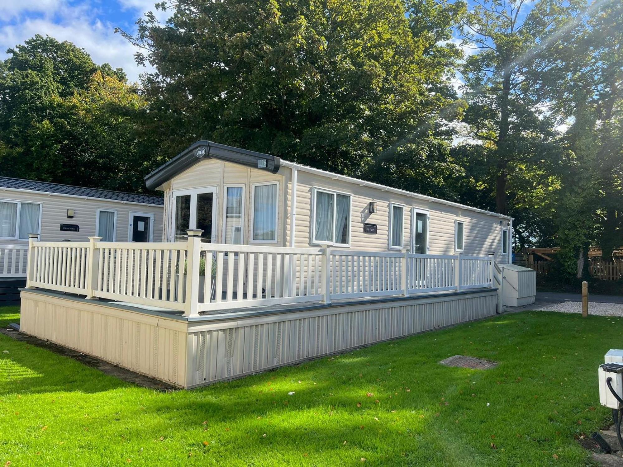 Forest Beach Bashley Park Суэй Экстерьер фото