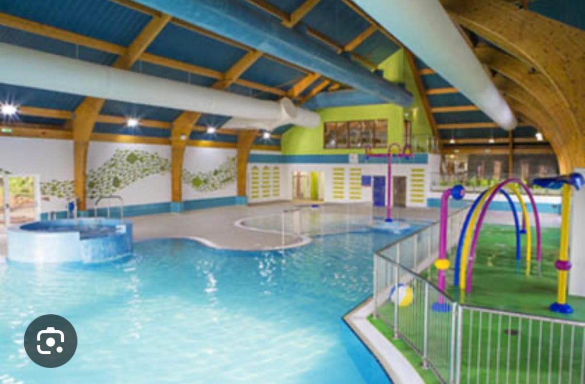 Forest Beach Bashley Park Суэй Экстерьер фото